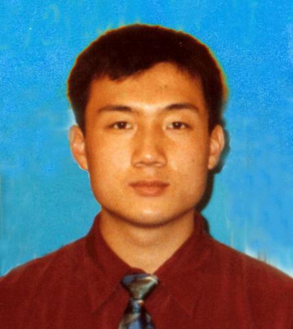 Im Mai 2002 heiratete <b>Liu Feng</b> und im Juni 2002 beantragte er einen neuen <b>...</b> - 2004-08-08-2004-07-29-fenghandsome-orig