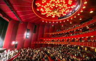 Image for article Wie Sie eine Aufführung von Shen Yun während des Laternenfestes 2026 sehen können