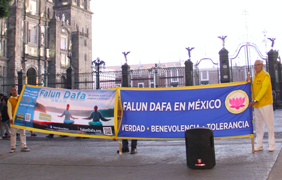 Image for article Mexiko: Feier des chinesischen Neujahrsfestes 2025 macht Einwohner von Puebla mit Falun Dafa bekannt