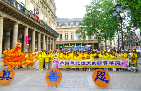 Image for article Paris: Öffentlichkeit würdigt Feierlichkeiten zum Welt-Falun-Dafa-Tag