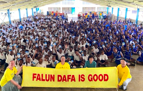 Image for article Falun-Dafa-Praktizierende aus Neuseeland stellen auf den Salomonen Falun Dafa vor