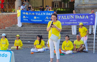 Image for article Rom: Friedlicher Protest anlässlich 26-jähriger Verfolgung in China