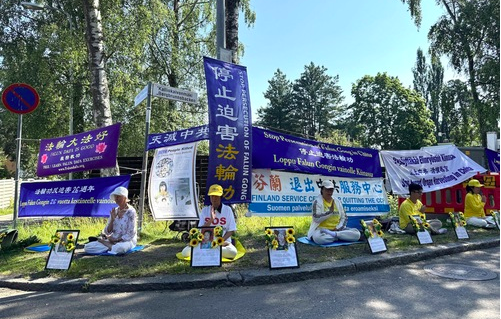 Image for article Finnland: Falun-Dafa-Praktizierende machen Öffentlichkeit mit diversen Informationsveranstaltungen auf die Verfolgung aufmerksam