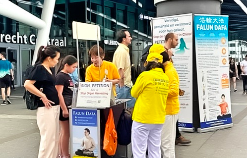 Image for article Niederlande: Öffentliche Unterstützung für die Beendigung der Verfolgung von Falun Dafa in China