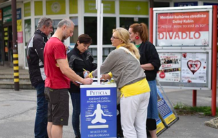 Image for article Slowakei: Aktionsreihe in sechs Städten – mit mehr als 1.000 Unterschriften für Petition