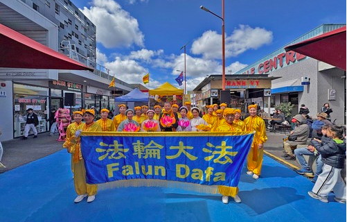 Image for article Australien: Präsentation von Falun Dafa bei zwei Feierlichkeiten zum Mittherbstfest