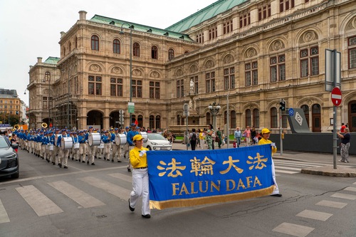 Image for article „Ich glaube, eine neue Ära bricht an“ – Großveranstaltung in Wien rüttelt Menschen wach
