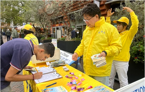 Image for article Niederlande: „Das ist schockierend!“ – Informationsveranstaltung in Alphen informiert über die Verfolgung von Falun Dafa