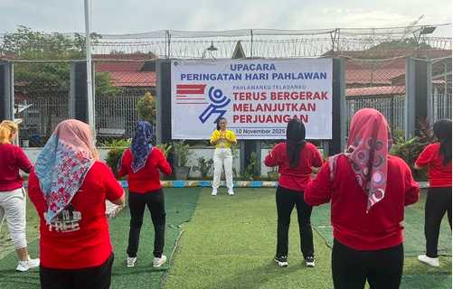 Image for article Indonesien: Staatliche Einrichtungen auf den Riau-Inseln heißen Falun Dafa willkommen – Gruppenübungen mit Hunderten von Teilnehmern