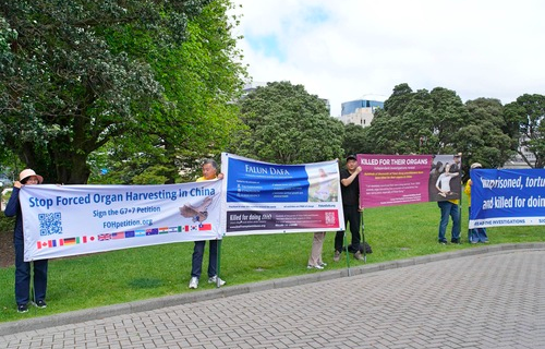 Image for article Neuseeland: Friedliche Proteste der Praktizierenden von Pro-KPCh-Gruppen attackiert