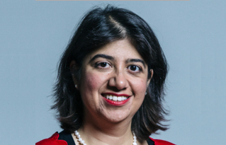 Image for article Britische Ministerin für den Indopazifik: Die KP Chinas verfolgt Falun Dafa im In- und Ausland