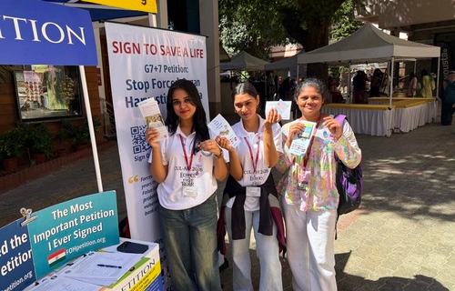 Image for article Auf jährlichem Hochschulfest in Bangalore: Indiens Studenten erfahren von der Verfolgung von Falun Dafa