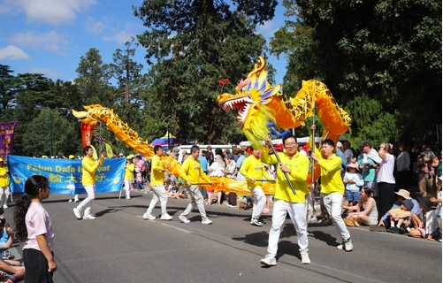 Image for article Australien: Falun Dafa beim Begonienfest in Ballarat gewürdigt