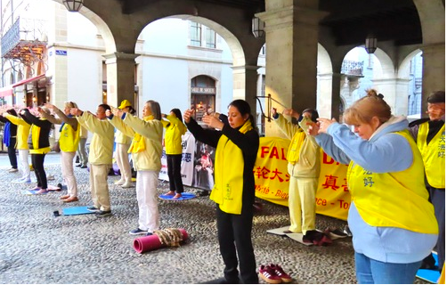 Image for article Schweiz: Senator unterstützt Kundgebung anlässlich des Appells vom 25. April
