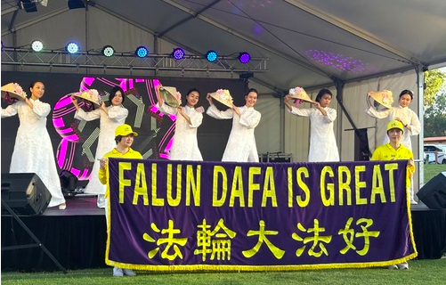 Image for article Westaustralien: Großes Interesse an Falun Dafa beim „Altone Comes Alive“-Festival