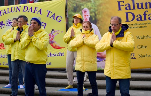 Image for article „Falun Dafa hat mein Leben verändert“ – so feierten die Hamburger Praktizierenden den Welt-Falun-Dafa-Tag