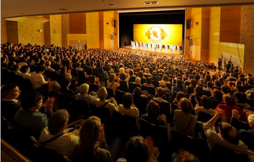 Image for article „Der Gipfel der Vollkommenheit“ – Japans Publikum würdigt Shen Yun
