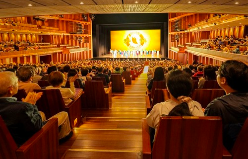 Image for article „Der Glanz des wahren Chinas“ – Shen Yun beendet Japan-Tournee