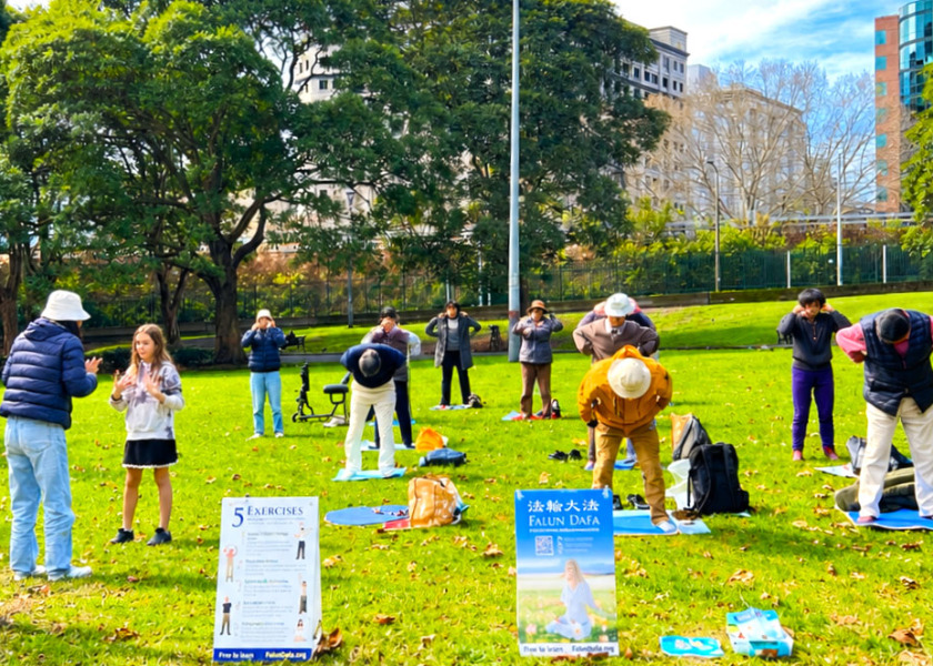Image for article Australien: Der Belmore Park im Stadtzentrum Sydneys – ein schöner Ort, um Falun Dafa kennenzulernen